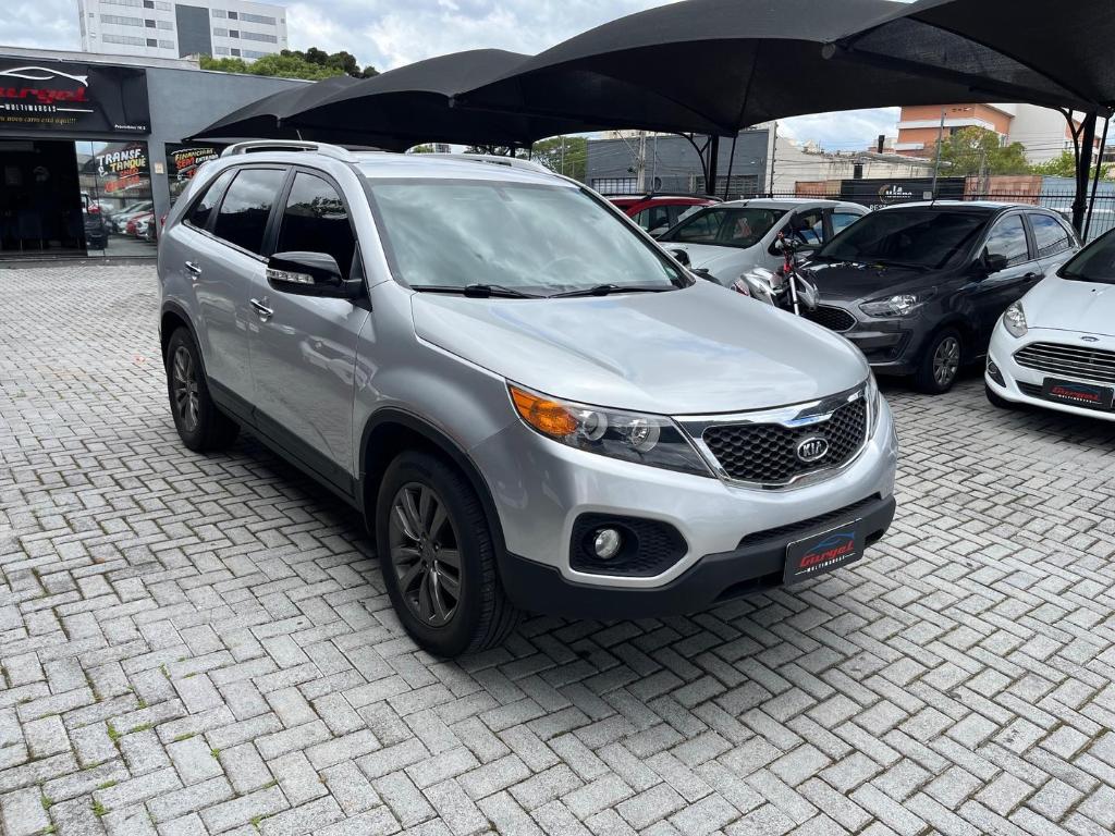 KIA Sorento 2.4 EX2 4X2 16V GASOLINA 4P AUTOMÁTICO 2013
