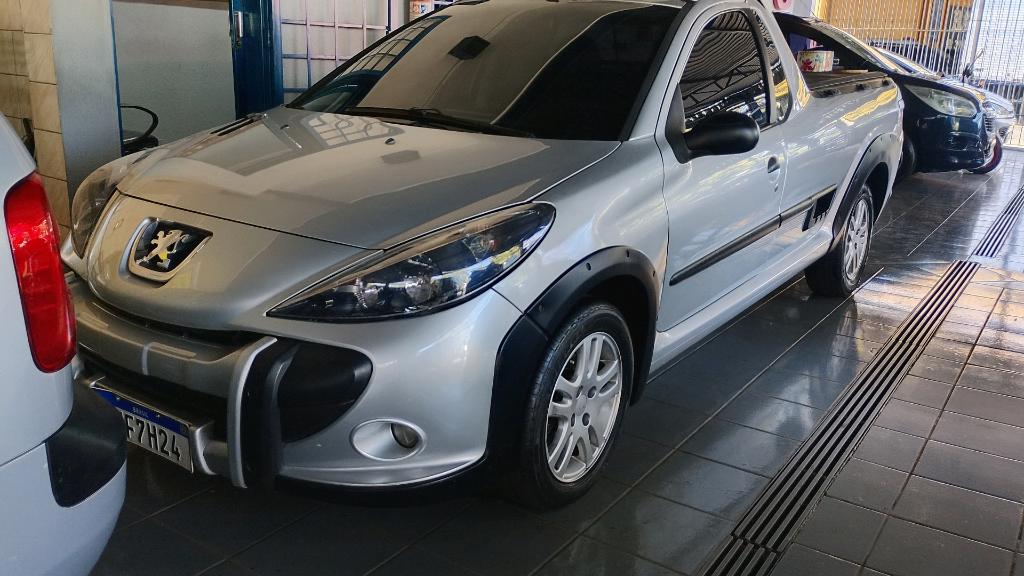Peugeot Hoggar ESCAPADE 1.6 16V FLEX 2012