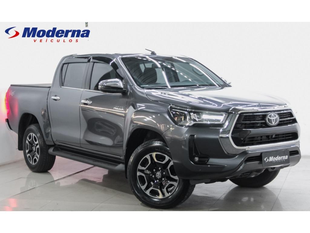 Toyota Hilux Hilux CD SRX 4x4 2.8 TDI 16V Diesel Aut. 2026