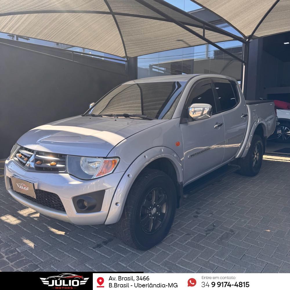 Mitsubishi L200 2013