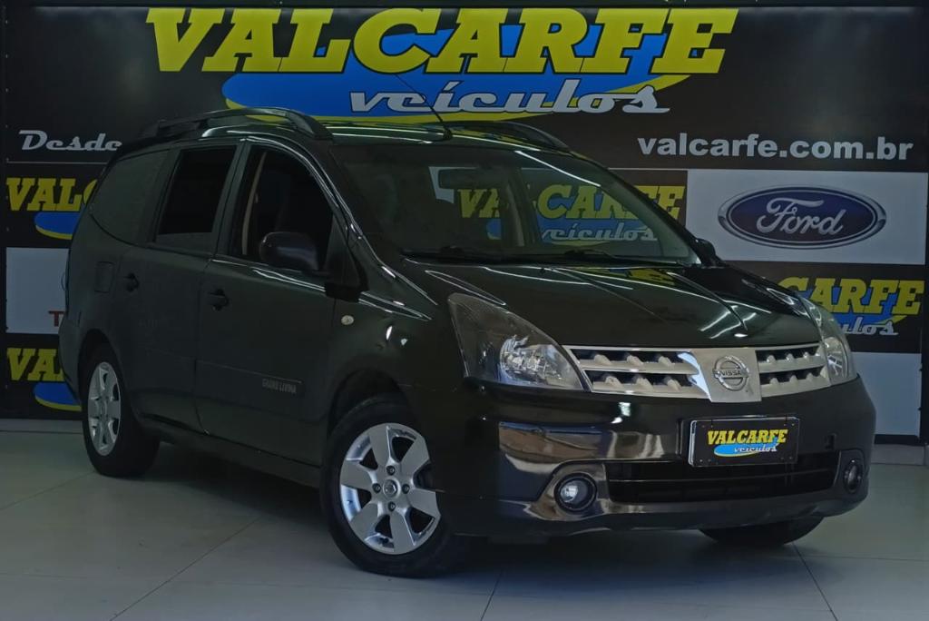 Nissan Grand Livina 2012