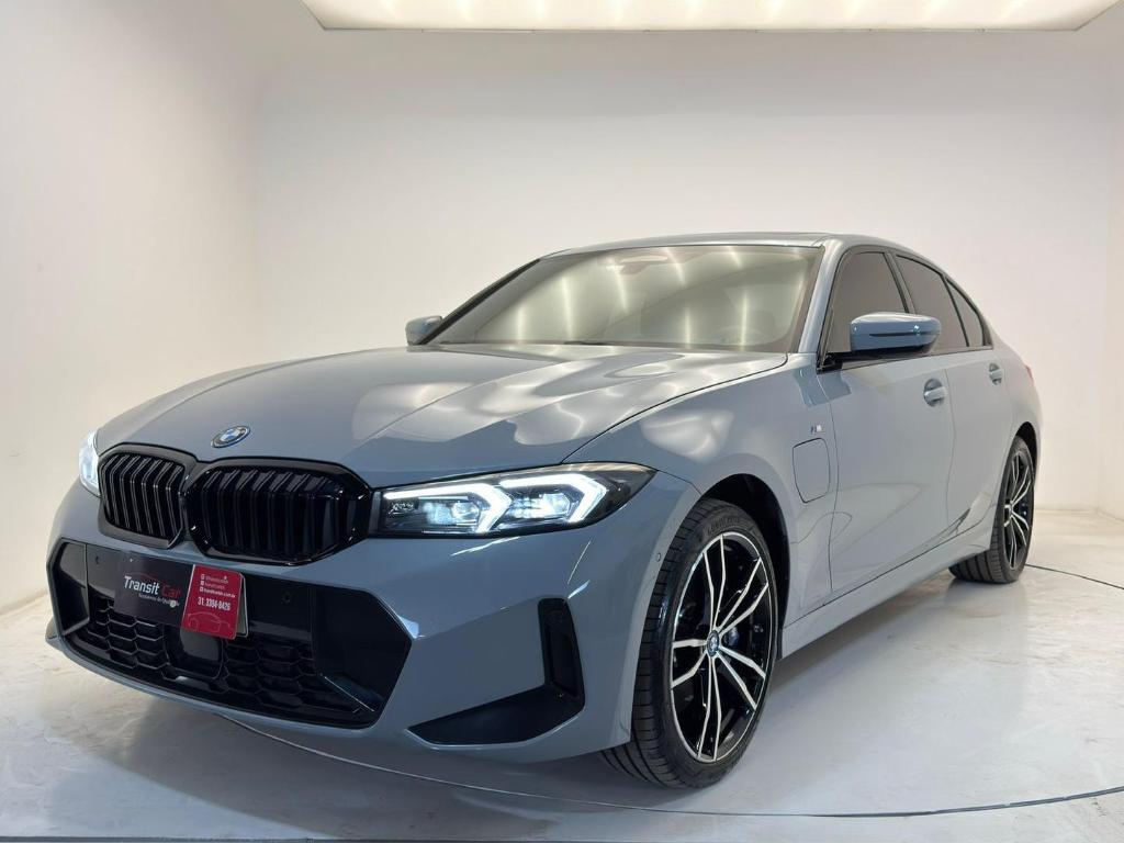 BMW 330E 2024