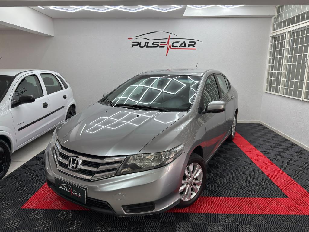 Honda City 1.5 LX 16V FLEX 4P AUTOMÁTICO 2013