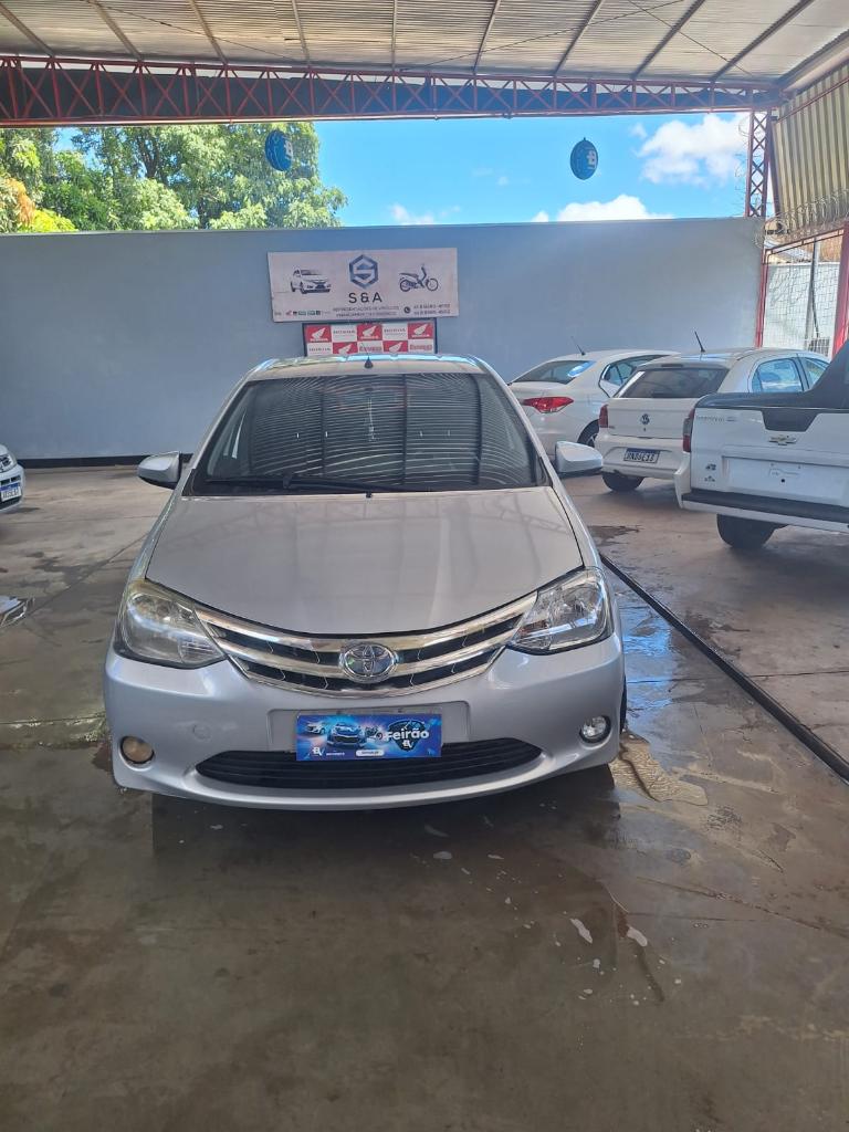 Toyota Etios XLS 1.5 16V FLEX 2014