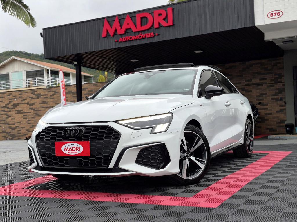 Audi A3 SED.PERF. BLACK 2.0 TFSI S-TRONIC 2023
