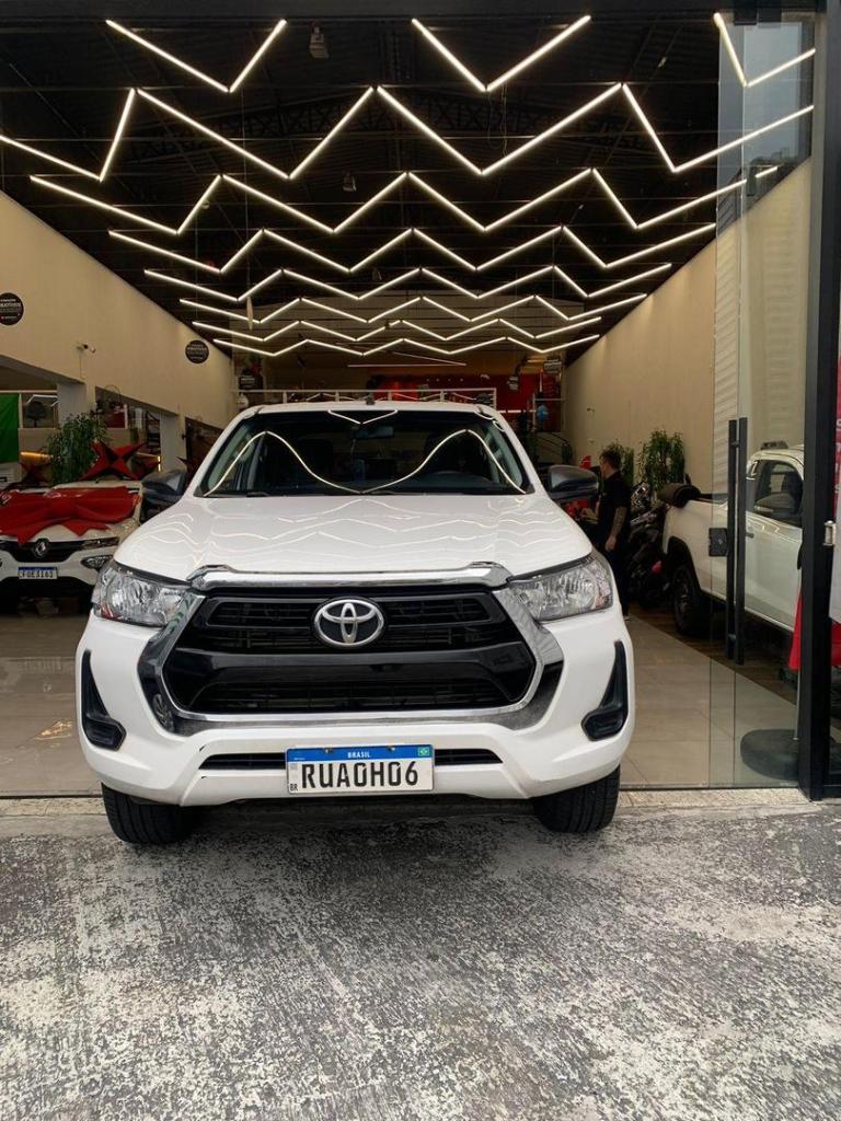 Toyota Hilux CD 4X4 2.8 DIESEL MEC. 2022
