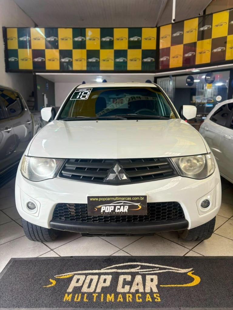 Mitsubishi L200 L200 Triton GL 3.2 CD TB Int. Dies. Mec. 2018