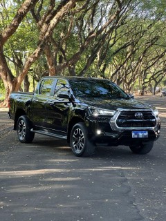 Foto do veículo Toyota Hilux 2.8 Srx 4x4 Cd 16v 4p Automático