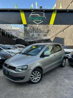 Foto do veículo Volkswagen Fox Seleção 1.0 Total Flex 8v 5p