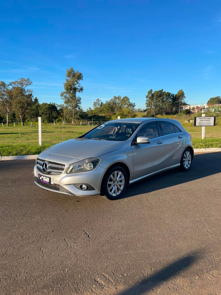 Mercedes-Benz A 200 2015