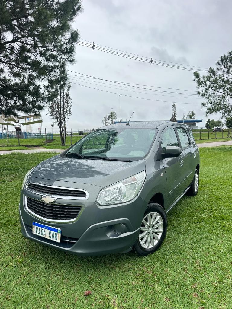 Chevrolet Spin LT 1.8 AT 2013