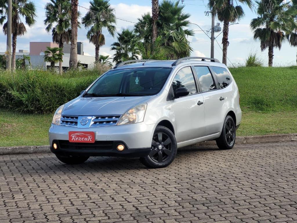 Nissan Grand Livina 1.8 AT FLEX 2010