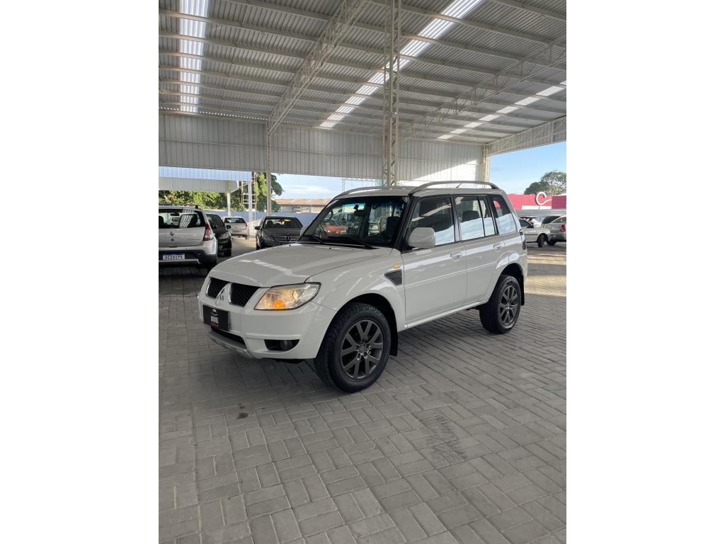 Mitsubishi Pajero Pajero TR4 2.0 Flex 16V 4X2 Aut. 2015