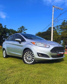 Foto do veículo Ford Fiesta 1.6 16v Tivct Sedan Titanium Powershift