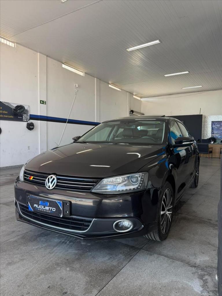 Volkswagen Jetta JETTA Highline 2.0 TSI 16V 4p Tiptronic 2014