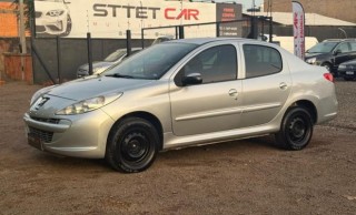 Foto do veículo Peugeot 207 Sedan Active 1.4 Flex 8v 4p