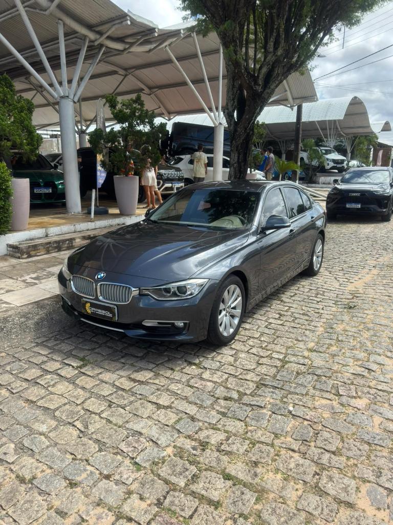 BMW 320I 2013