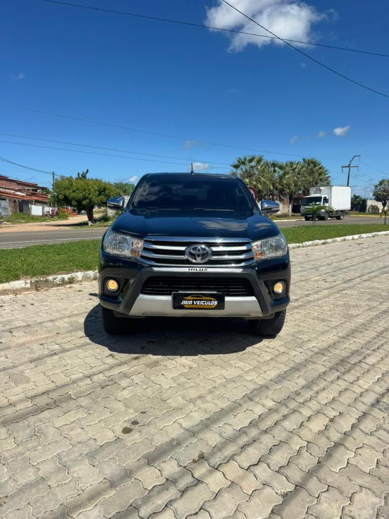 Toyota Hilux 2016