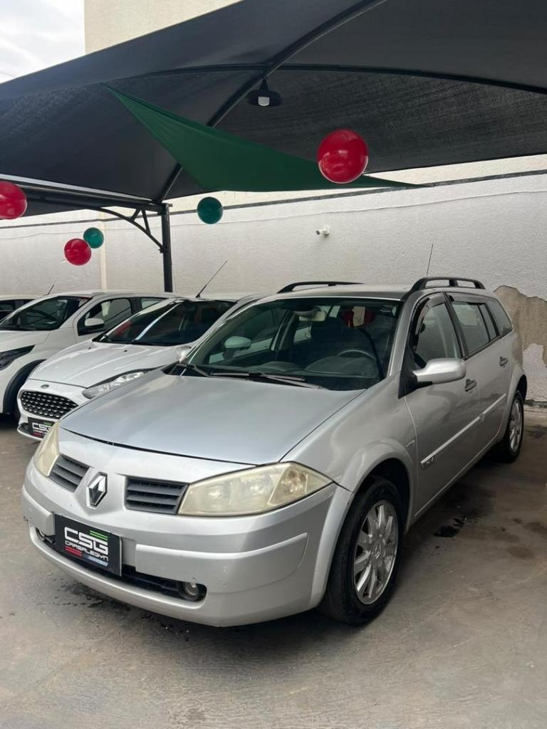 Renault Megane MEGANE GRAND TOUR DYNAM. HI-FLEX 1.6 16V 2013