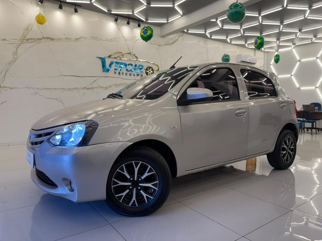Toyota Etios 1.3 X 16V FLEX 4P MANUAL 2017