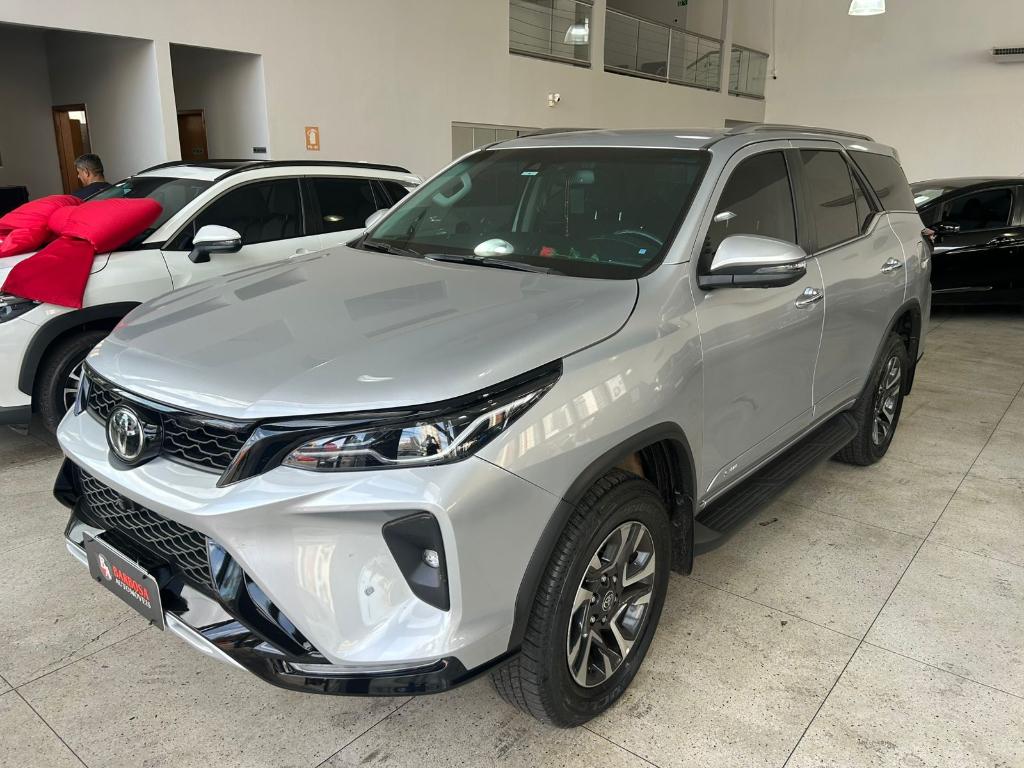 Toyota Sw4 2025