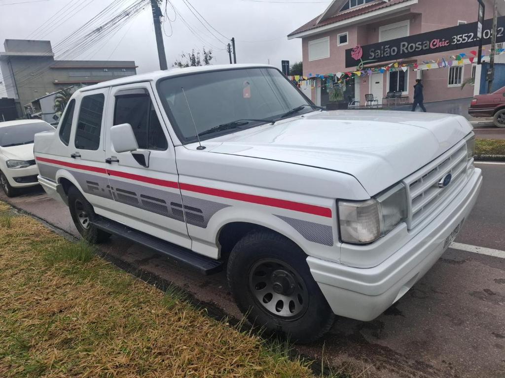 Ford F-1000 1995
