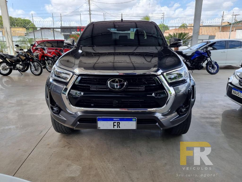 Toyota Hilux CD SRX 4X4 2.8 TDI 16V DIESEL AUT. 2024
