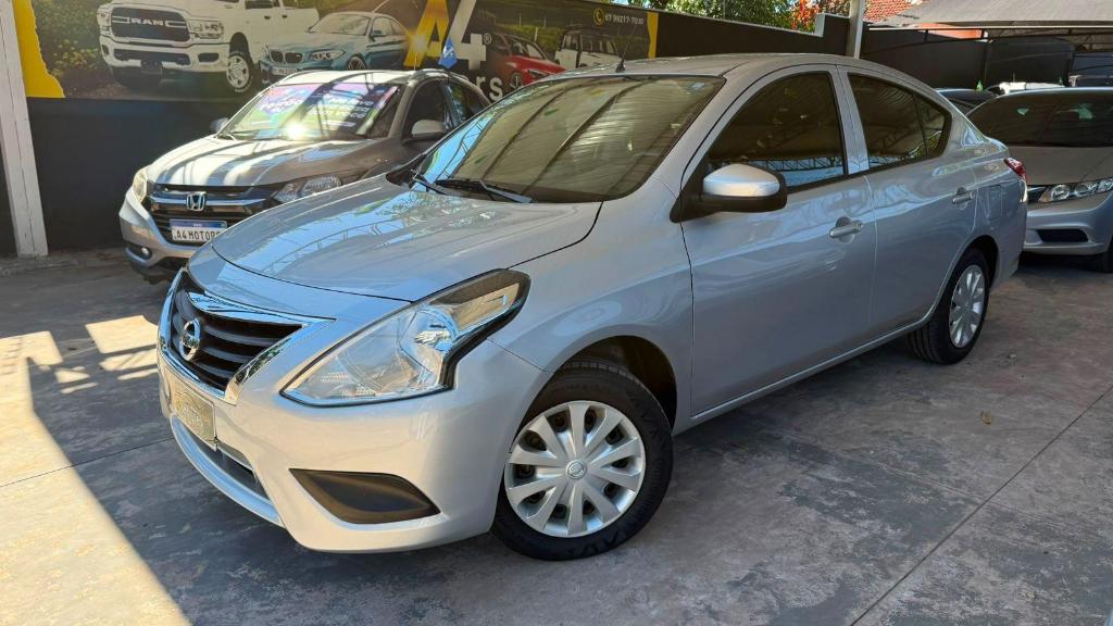 Nissan Versa 2020