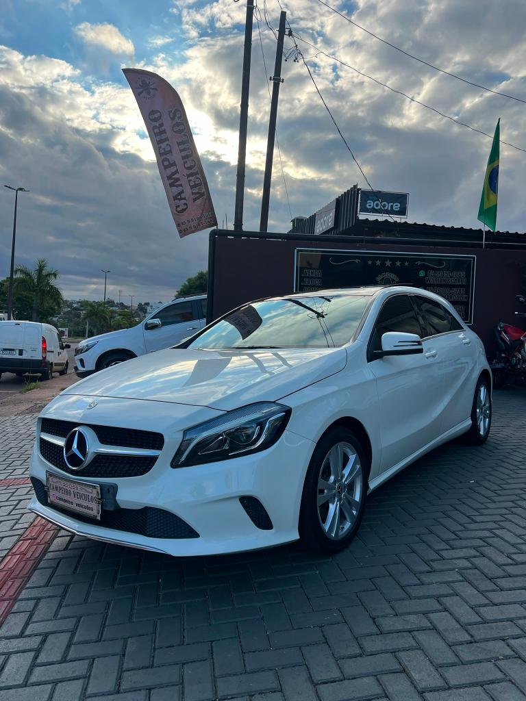 Mercedes-Benz A 200 URBAN 1.6 2018