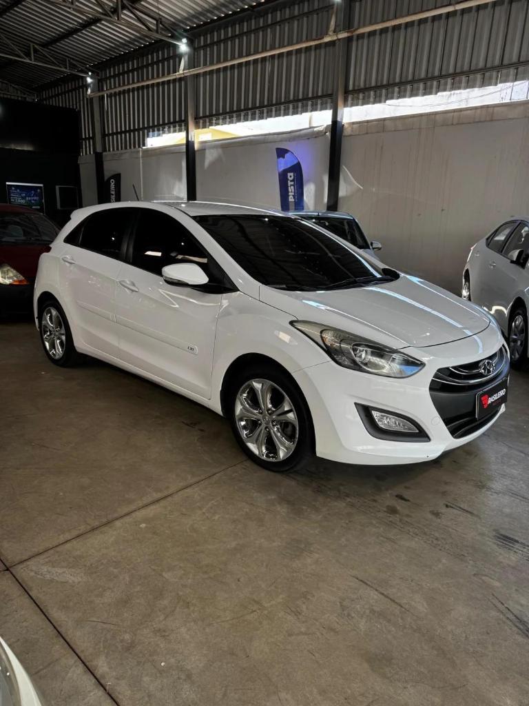 Hyundai I30 i30 1.8 16V Aut. 5p 2015