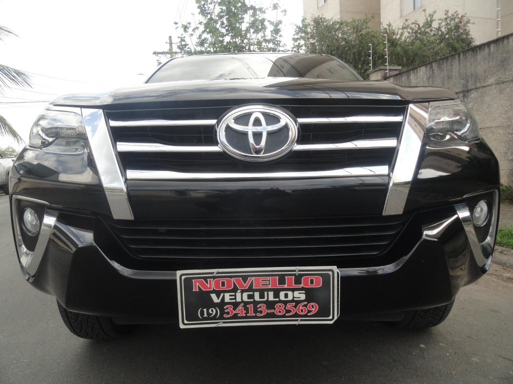 Toyota Sw4 Hilux SW4 SRX 4x4 2.8 TDI 16V Dies. Aut. 2017