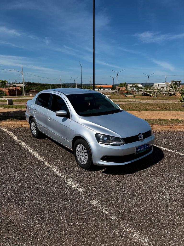 Volkswagen Voyage 2014