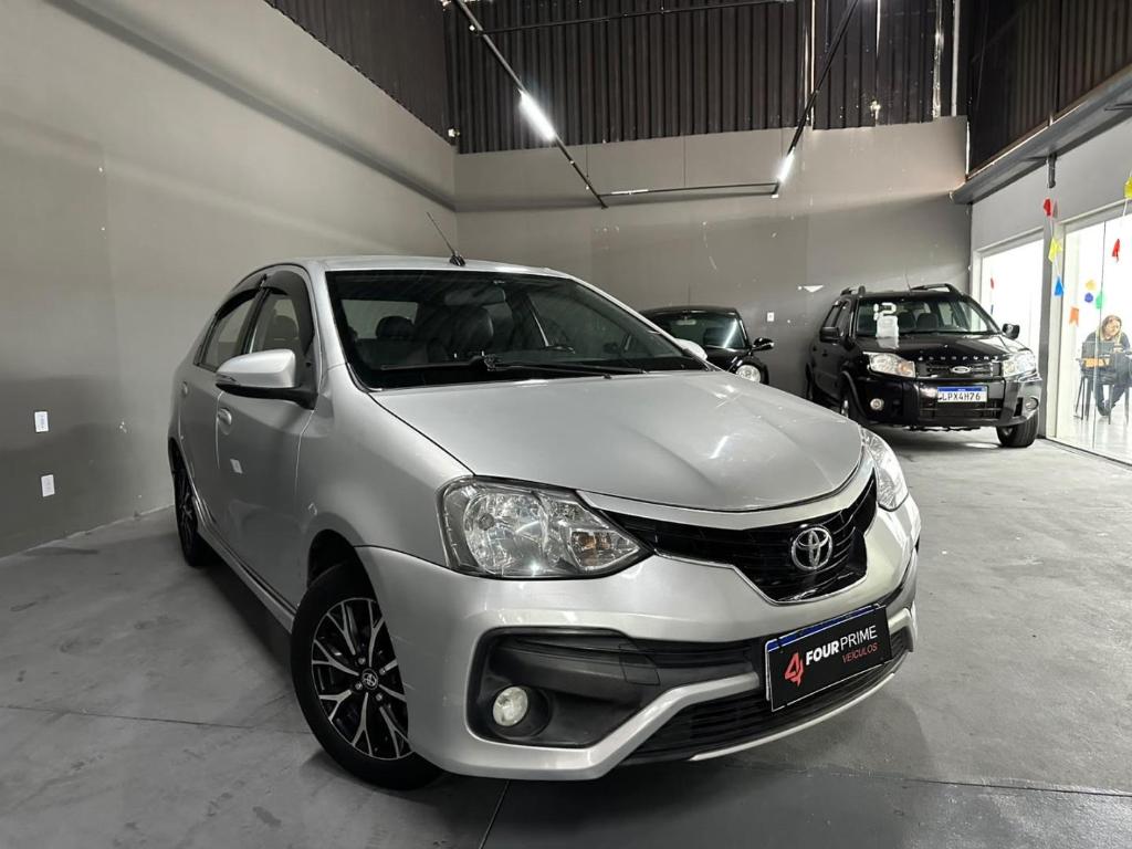 Toyota Etios 1.5 PLATINUM SEDAN 16V FLEX 4P AUTOMÁTICO 2018