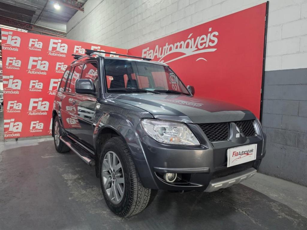 Mitsubishi Pajero 2015