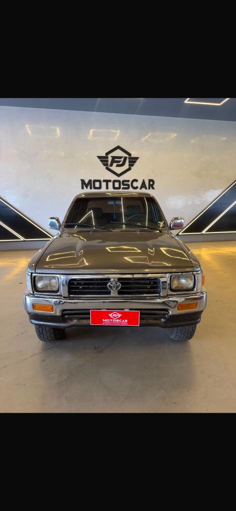 Toyota Hilux Cs 4x4 Std 1998