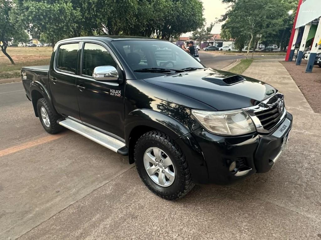 Toyota Hilux HILUX CD SRV D4-D 4X4 3.0 TDI DIESEL AUT 2014
