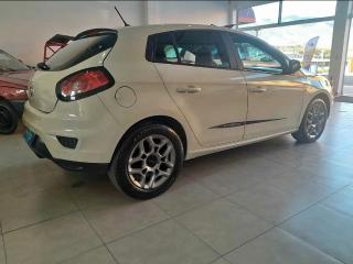 Foto do veículo Fiat Bravo 1.8 E.torq Flex Essence Dualogic