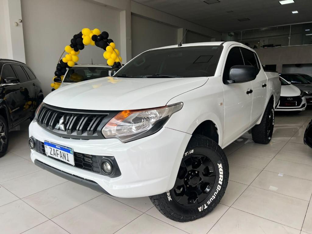 Mitsubishi L200 2.4 D Triton Gl 4wd 2022