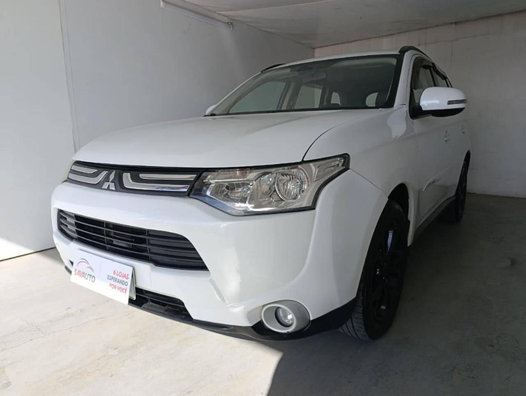 Mitsubishi Outlander OUTLANDER 2.0 16V 160cv Aut. 2015