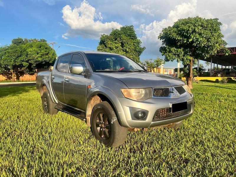Mitsubishi L200 L200 Triton HPE 3.2 CD TB Int.Diesel Aut 2012
