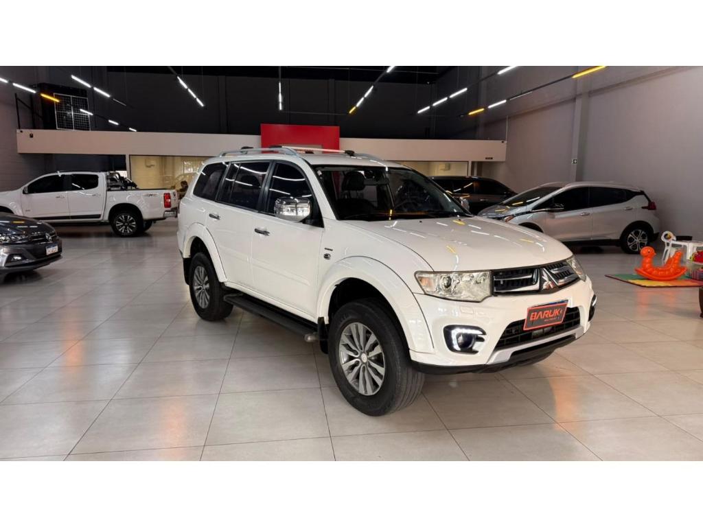 Mitsubishi Pajero PAJERO DAKAR/HPE 3.5 4X4 FLEX 5P AUT. 2017