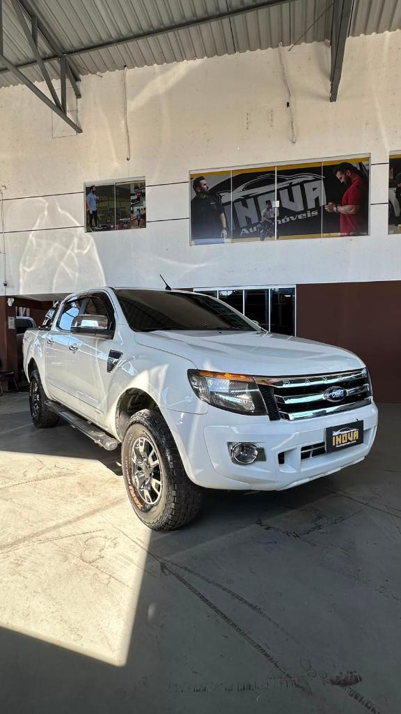 Ford Ranger Ranger XLS 2.5 16V 4x2 CD Flex 2014