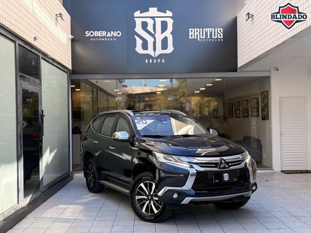 Mitsubishi Pajero 2020