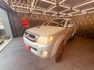 Foto do veículo Toyota Hilux 3.0 Srv 4x4 Cd 16v Turbo Intercooler 4p Manual