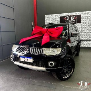 Foto do veículo Mitsubishi Pajero Dakar 3.2 4x4 T.i. Dies. 5p Aut.