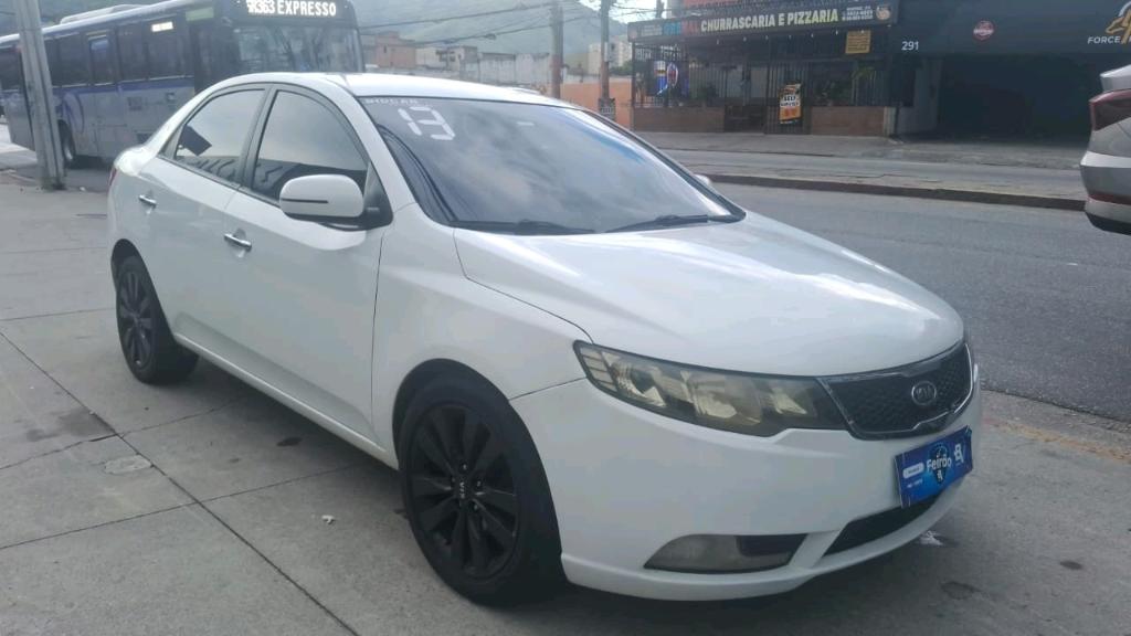 KIA Cerato 1.6 16V AUT. 2013