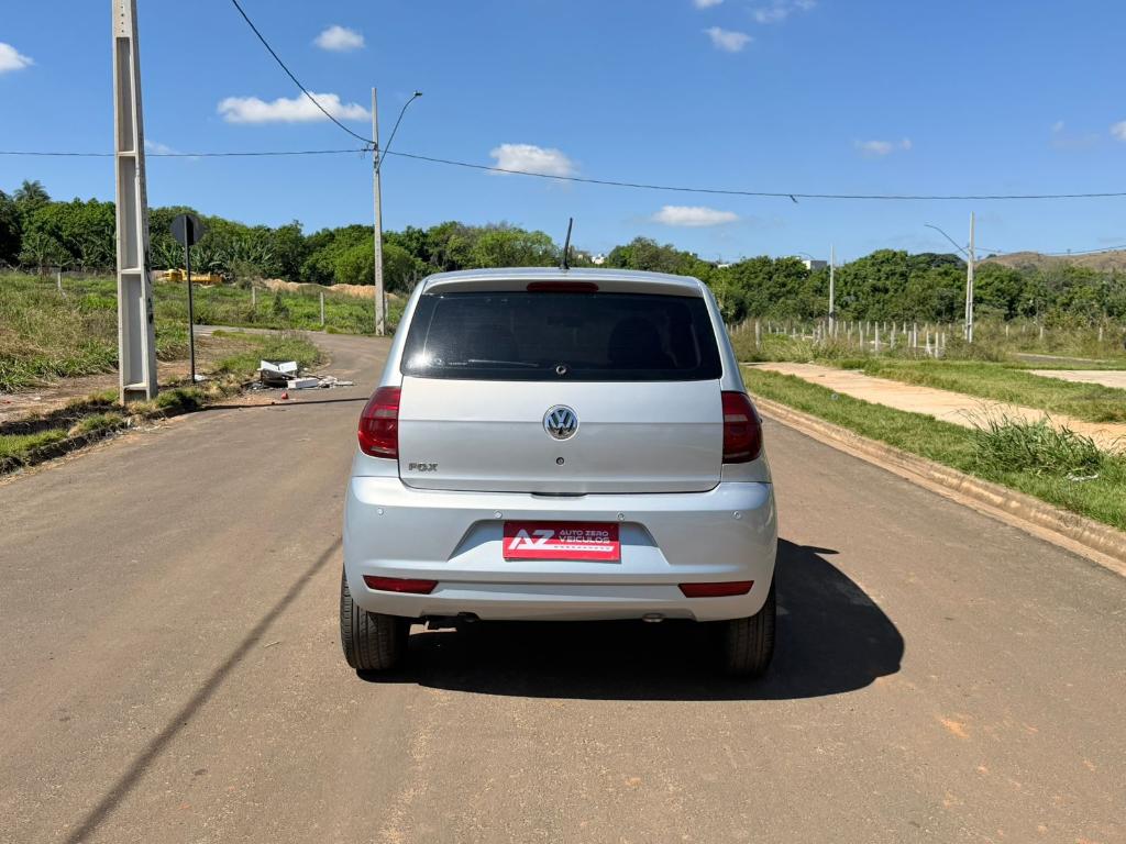 Volkswagen Fox Fox 1.0 Mi Total Flex 8V 5p 2011