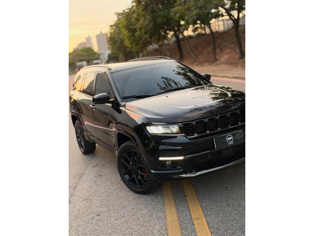 Jeep Commander BLACKHAWK 4X4 2.0 HURRICANE 7L AT 2025