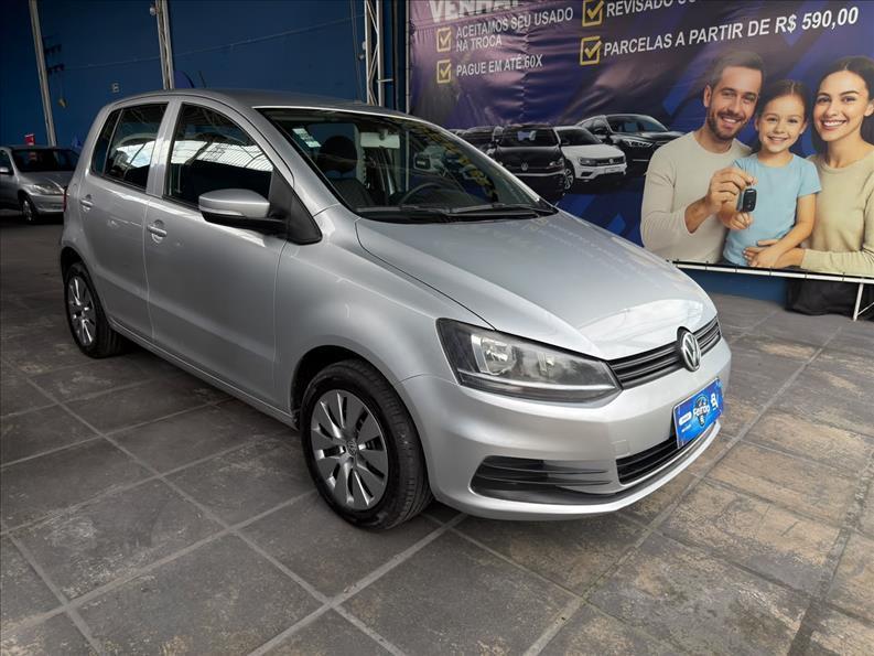 Volkswagen Fox Fox Trendline 1.0 Flex 8V 5p 2015