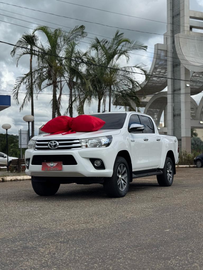 Toyota Hilux 2.7 SRV 4X2 CD 16V FLEX 4P AUTOMÁTICO 2017
